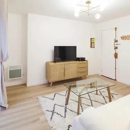 Calm & Cosy Flat In Apartment *